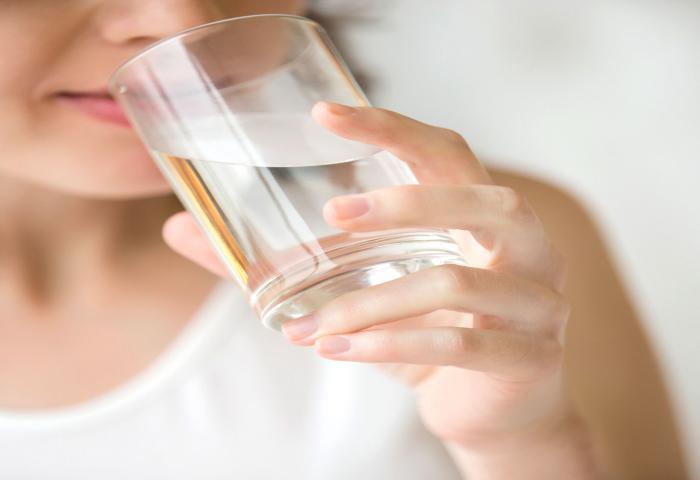Ini Dia 5 Manfaat Minum Air Hangat Bagi Tubuh